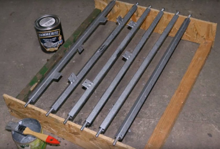 Красим каркас эмалью для металла