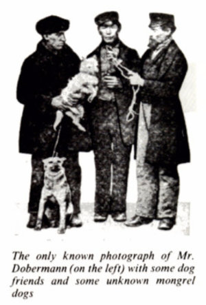 Фридрих Луи Доберманн (слева)