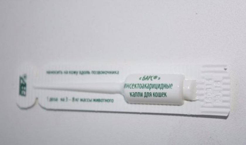 Пипетка с каплями Пипетка с каплями